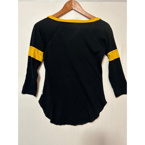 Women’s Pittsburgh Steelers Rhinestone V-Neck 3/4 Sleeve Shirt Black Gold – XS - Picture 7 of 9